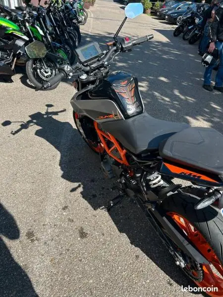 390 DUKE ABS
