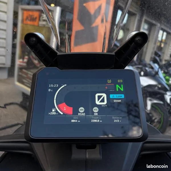790 ADVENTURE