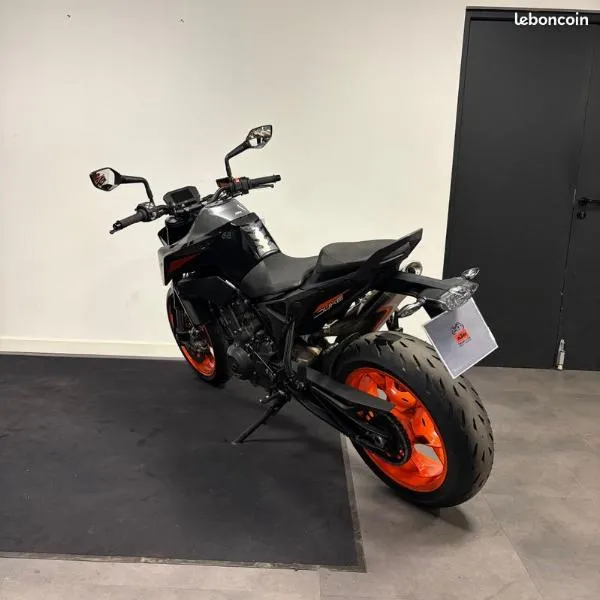 790 DUKE