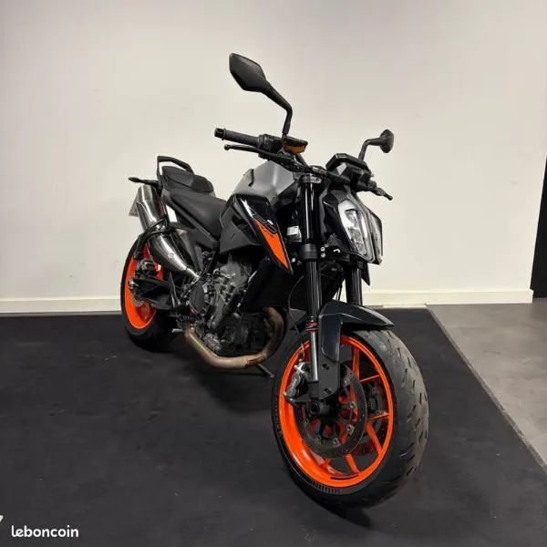 790 DUKE