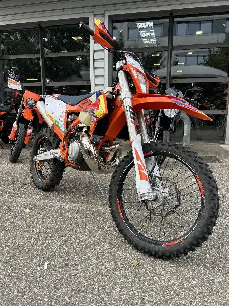 300 EXC TPi