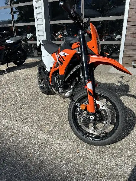 125 SMR