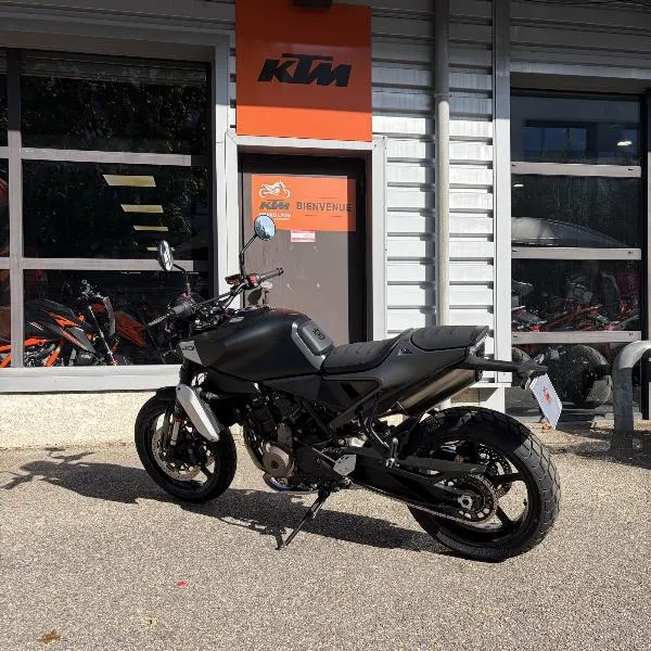SVARTPILEN 801