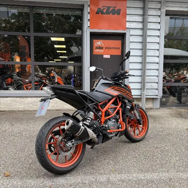 125 DUKE