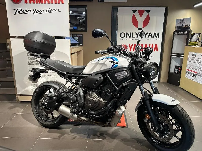 XSR 700 ABS