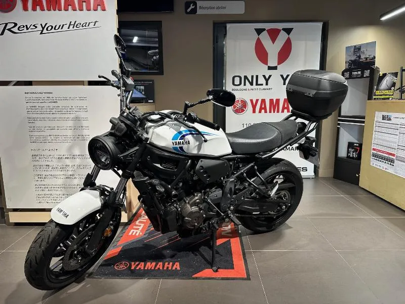 XSR 700 ABS