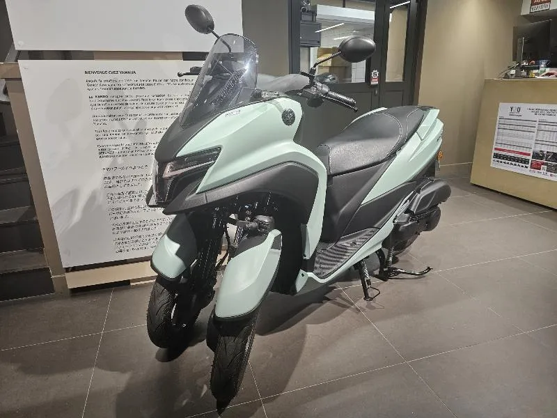 TRICITY 125