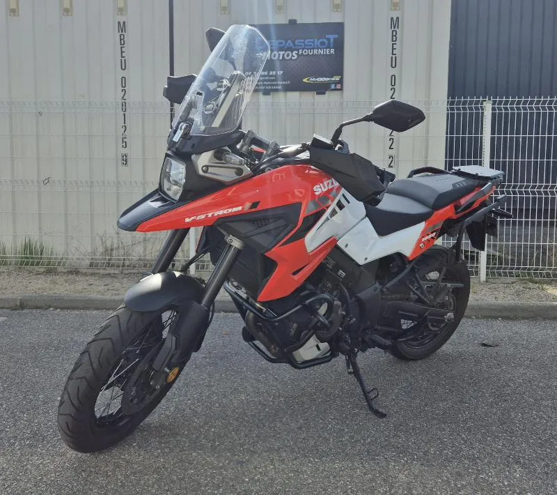 DL VSTROM 1050XT