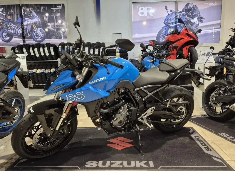 GSX8S