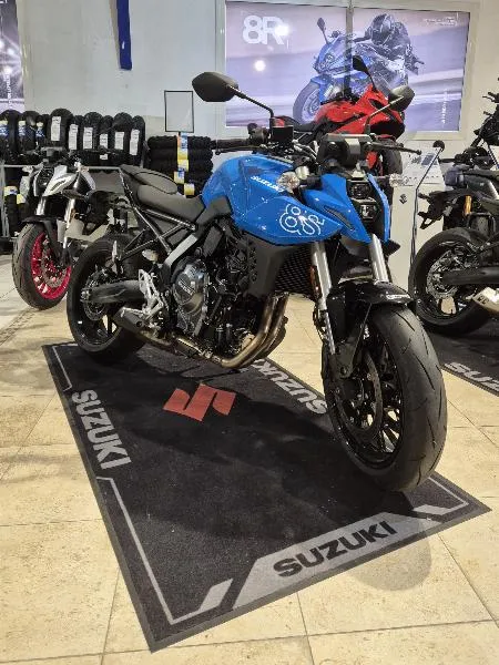 GSX8S
