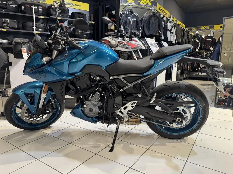 GSX8S
