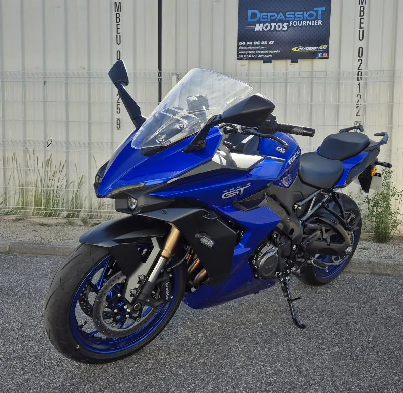 GSXS 1000 GT