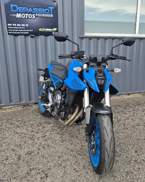 GSX8S