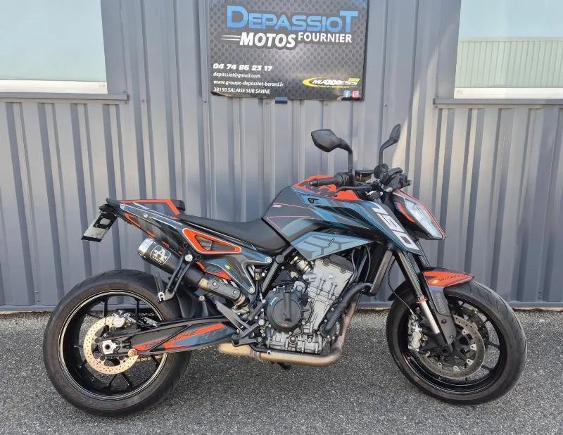 790 DUKE