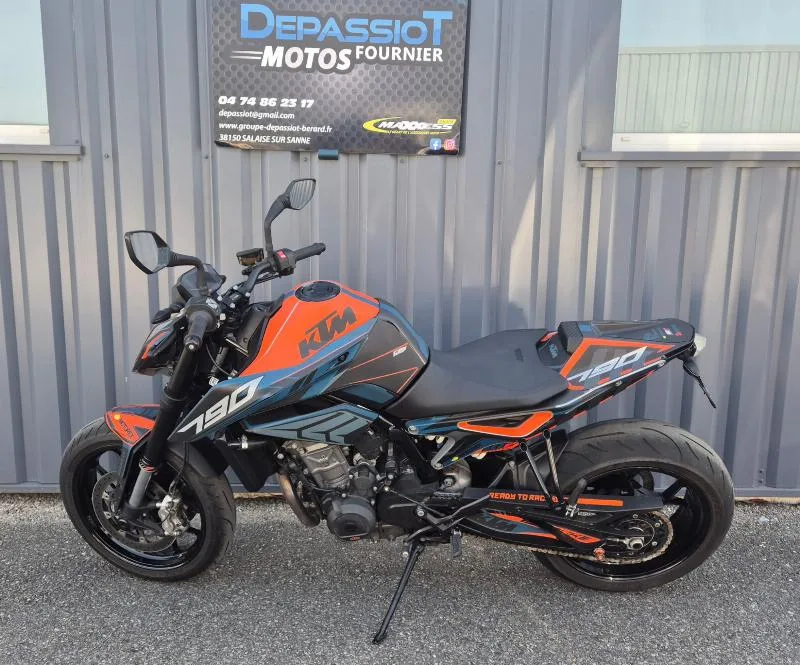 790 DUKE