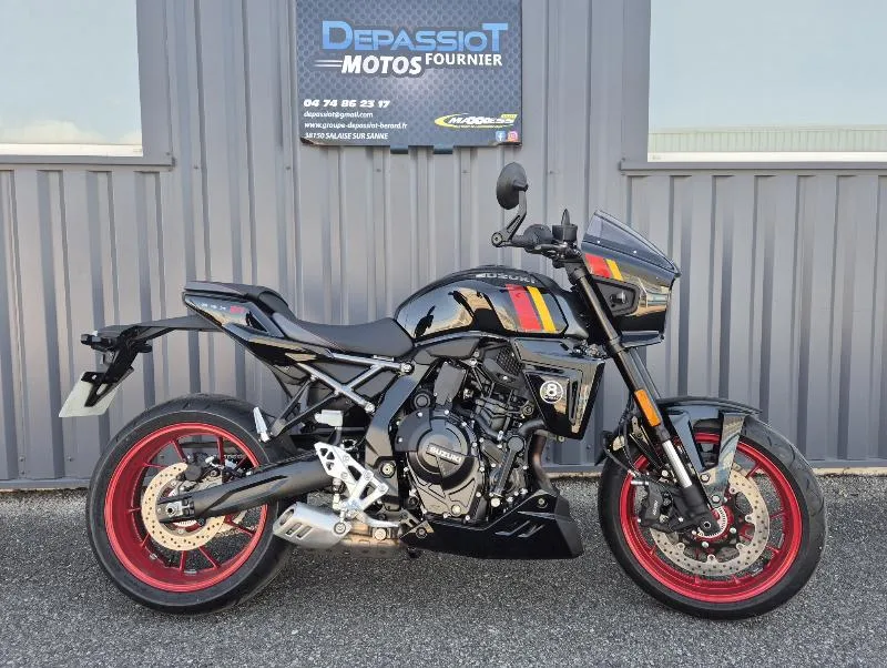 GSX8TT