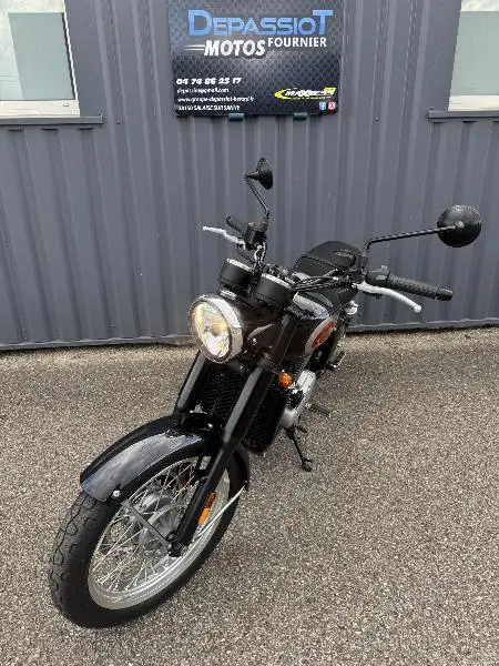 GOLD STAR 650