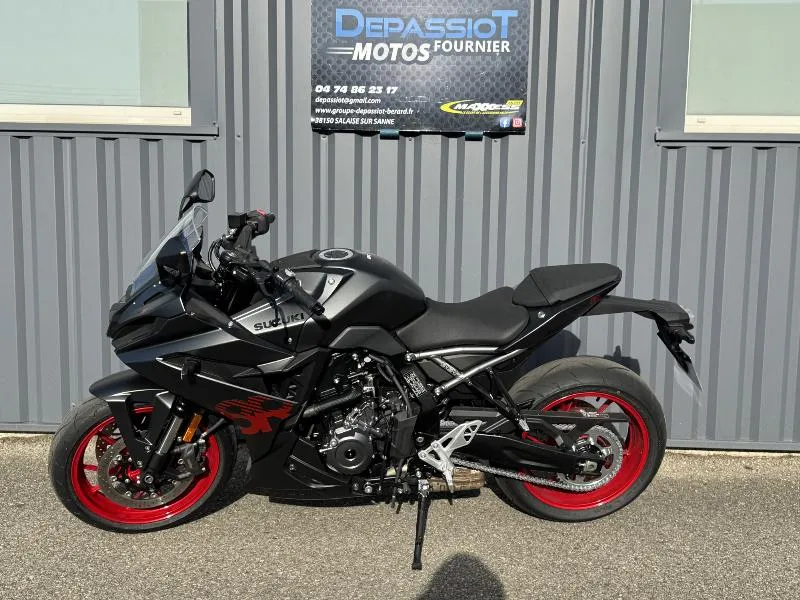 GSX8R