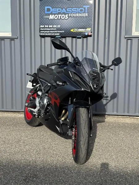 GSX8R