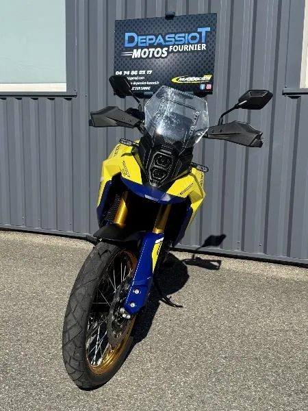 DL VSTROM 800DE