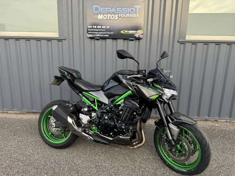 Z 900