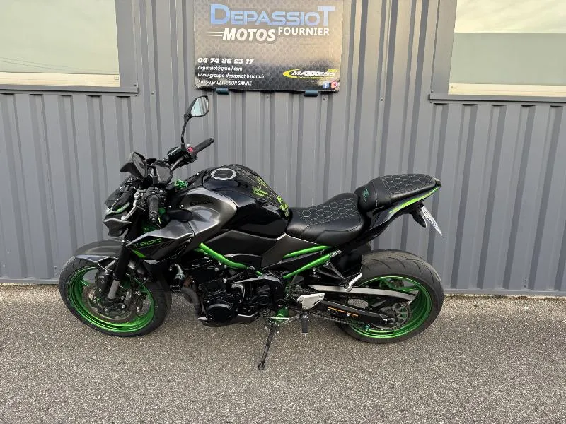 Z 900