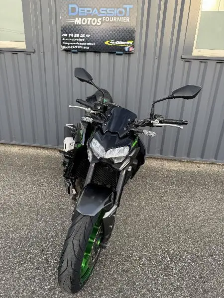 Z 900