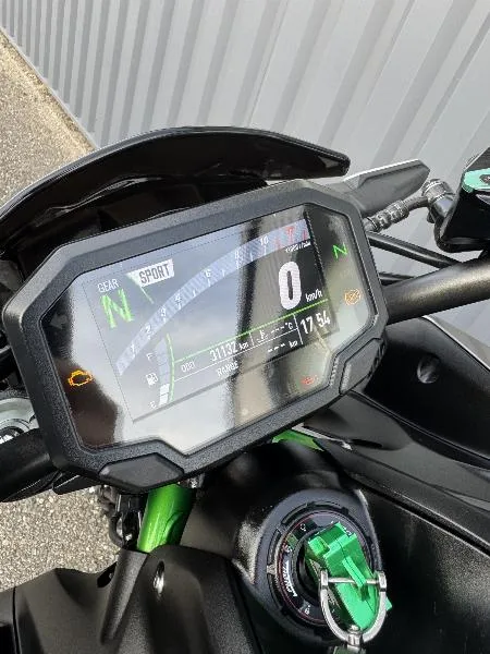 Z 900