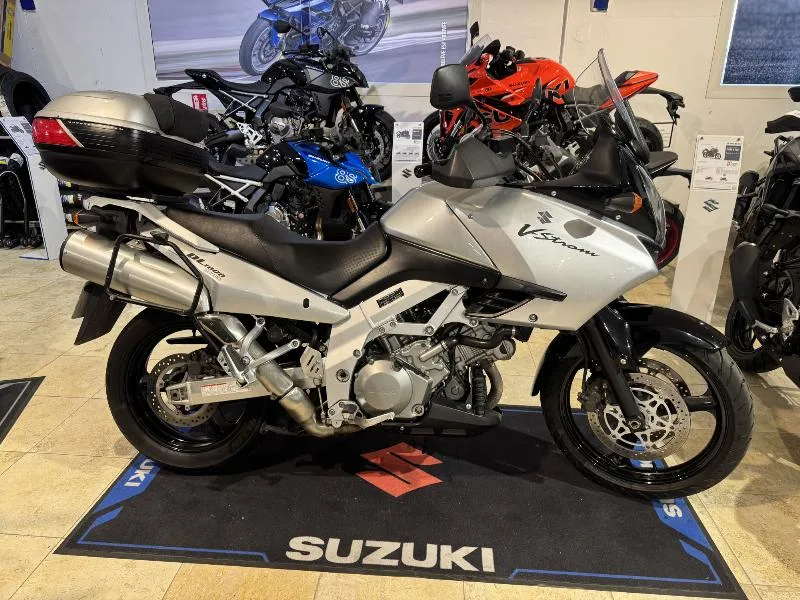 DL VSTROM 1000