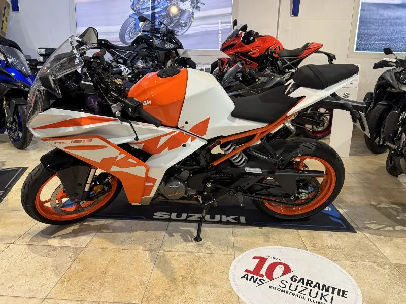 RC 125 ABS