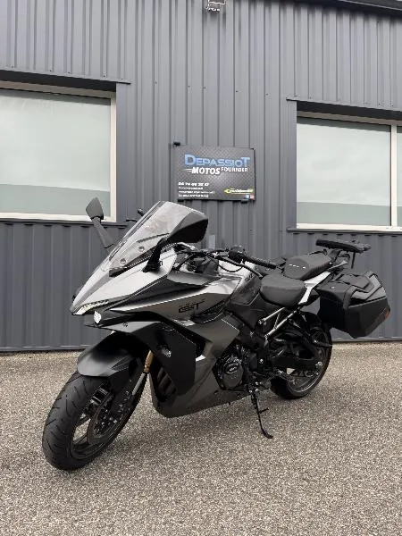GSXS 1000 GT