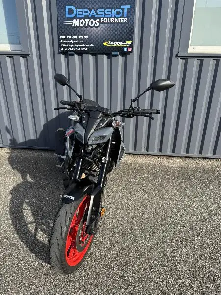 MT125 ABS