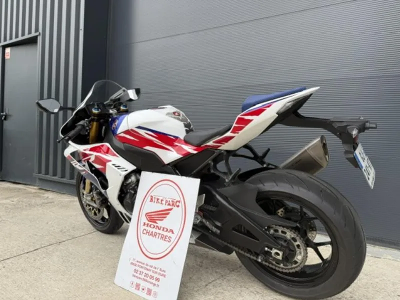 CBR 1000  RRR FIREBLADE SP