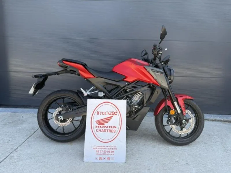 CB 125  R