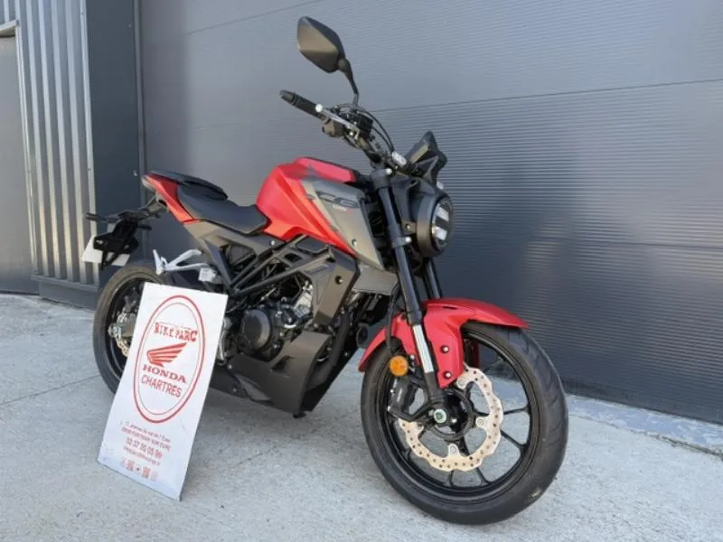 CB 125  R