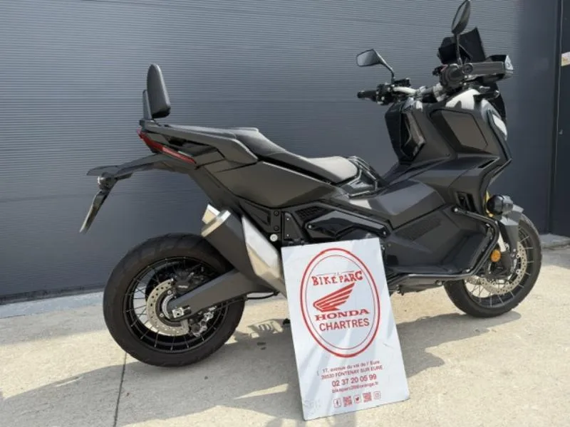 XADV 750 DCT