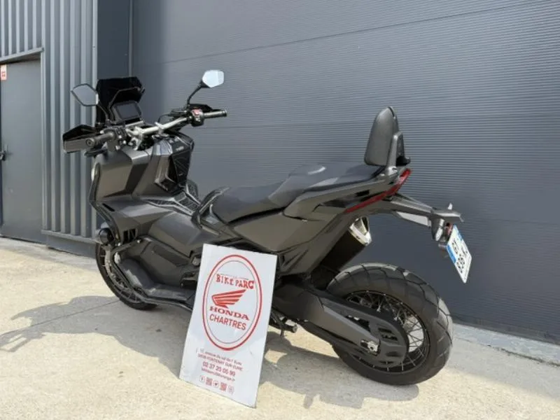 XADV 750 DCT