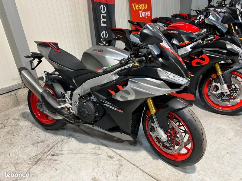 RSV4 1000 RR