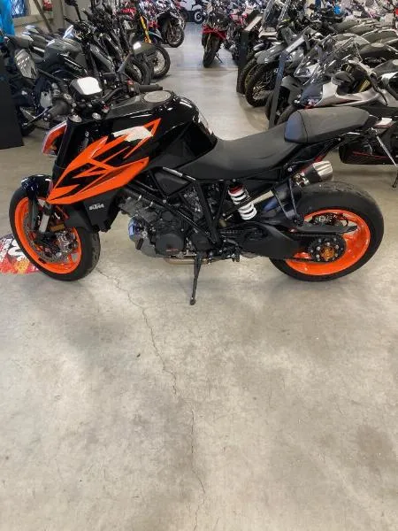 1290 SUPER DUKE R