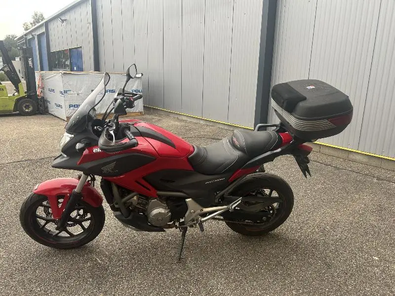 NC 700 X