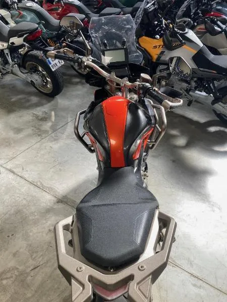 310 T