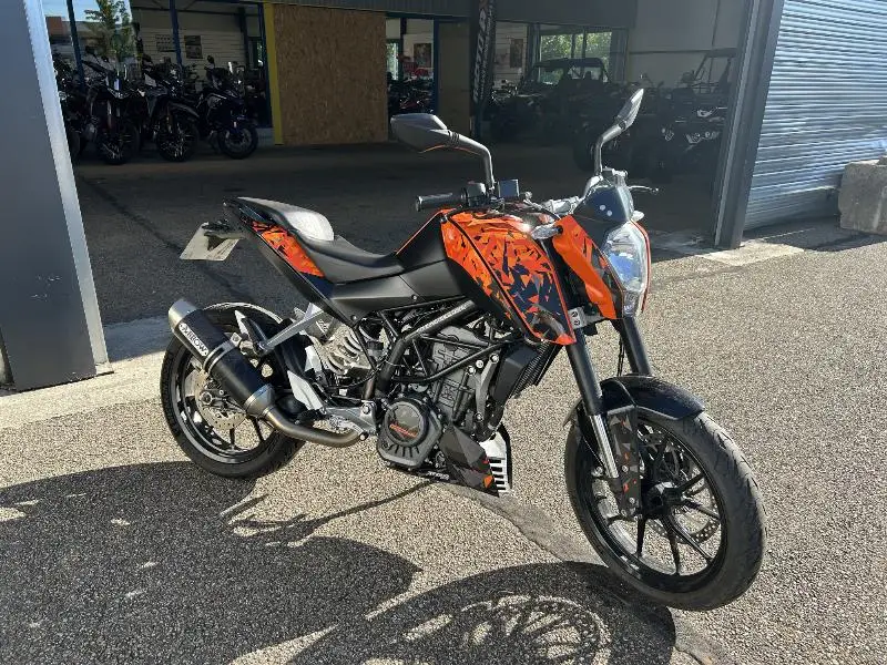 125 DUKE ABS