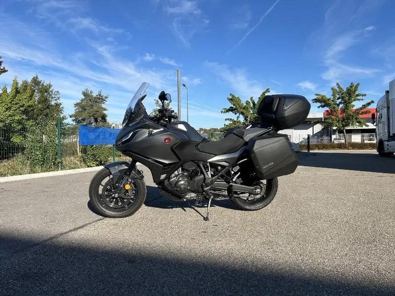NT 1100 DCT