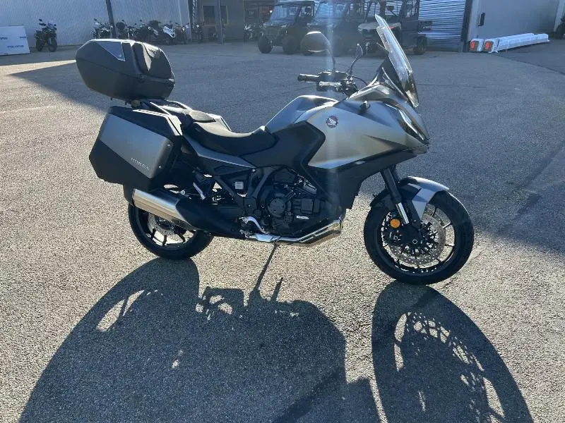 NT 1100 DCT