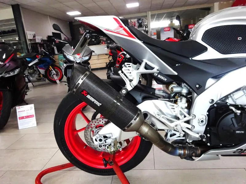 RSV4 1000 RR