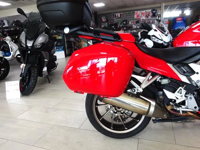 VFR 800 F