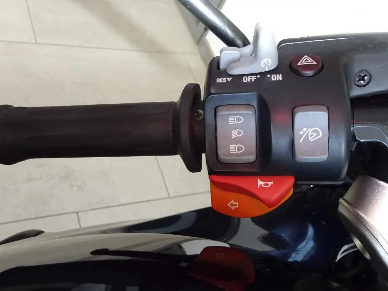 K 1200 R