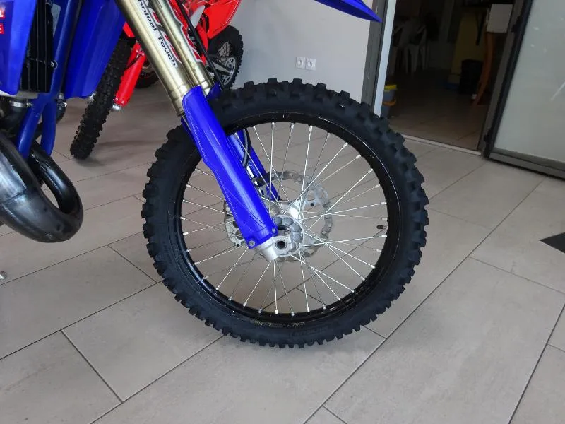 125 SE FACTORY
