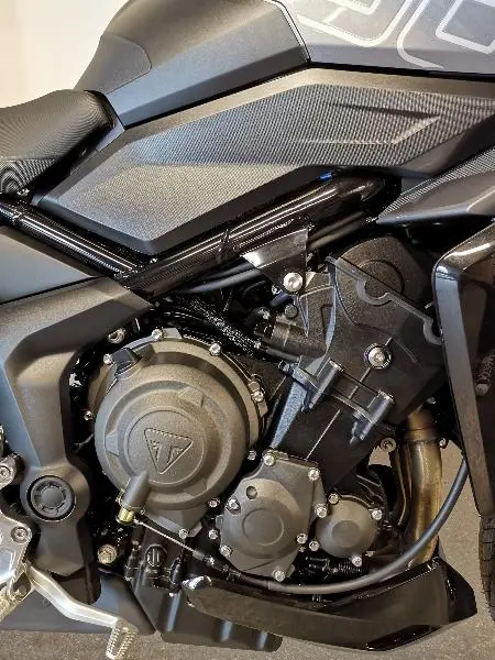 TIGER 800