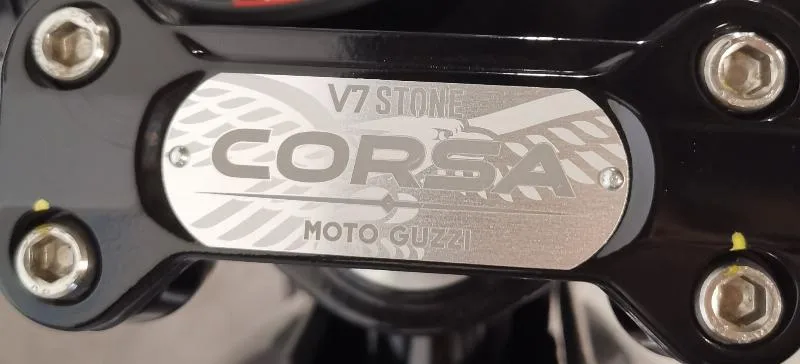 V7 STONE CORSA